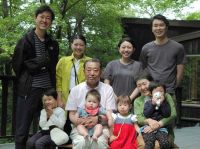 20220613 ○○様ご家族 素敵なご家族でした！お孫ちゃん達に囲まれとっても楽しそうでした。（小啄木FanClub）美容師の先生にも宜しくお伝え下さい！