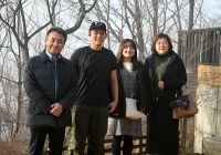 20251221 鈴木様ご家族 7年振りのお帰りです。当時中学1年生のお姉ちゃんと小学生3年生だった○○君がすっかり成長され、成人式と高校進学にはビックリしました！！！前回お越し頂いたおじいちゃんおばあちゃんも元気との事でとても安心しました！！！鈴木様ご夫妻も健康に留意され、もう少し頑張って下さいね！！！次回のお帰りを楽しみにしております！！！